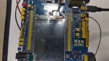 Y011+基于单片机动态颜色目标跟踪系统c(300元）