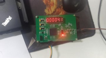 036+s129+基于FPGA的自动量程数字电压表设计 500元